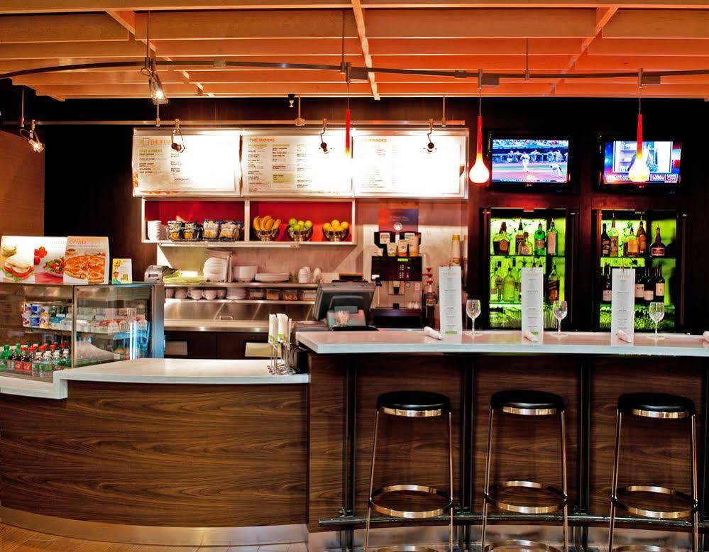 Hotel Courtyard By Marriott Norwich Extérieur photo